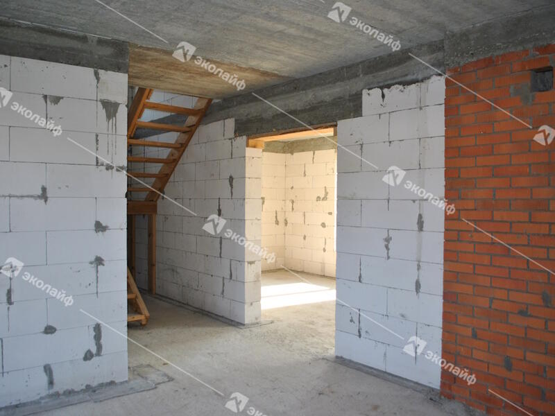 Дом из газобетона 143м2  1 этаж вход