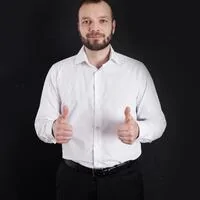 Зверев 
Александр